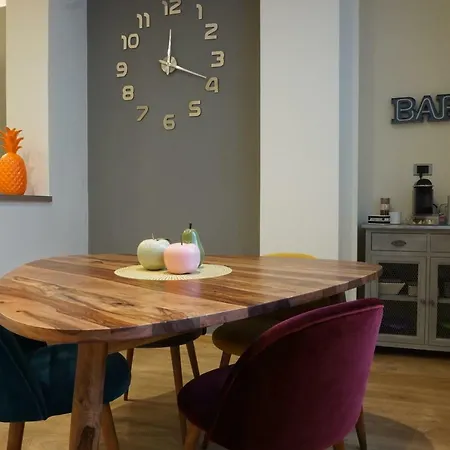 아파트 70's Luxury Cavour *