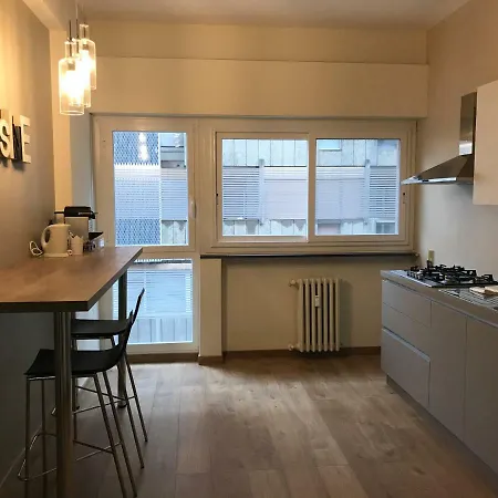 70's Luxury Cavour Apartament Bari